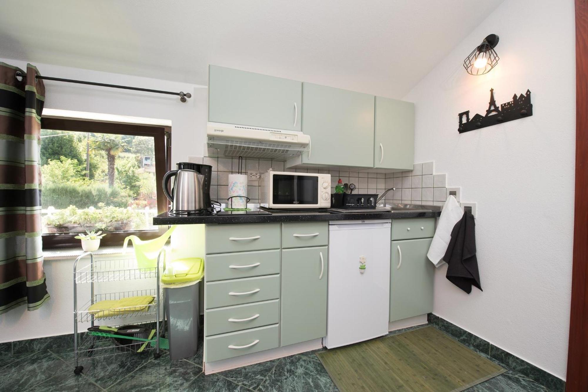 Apartments Villa Zara ロヴラン エクステリア 写真