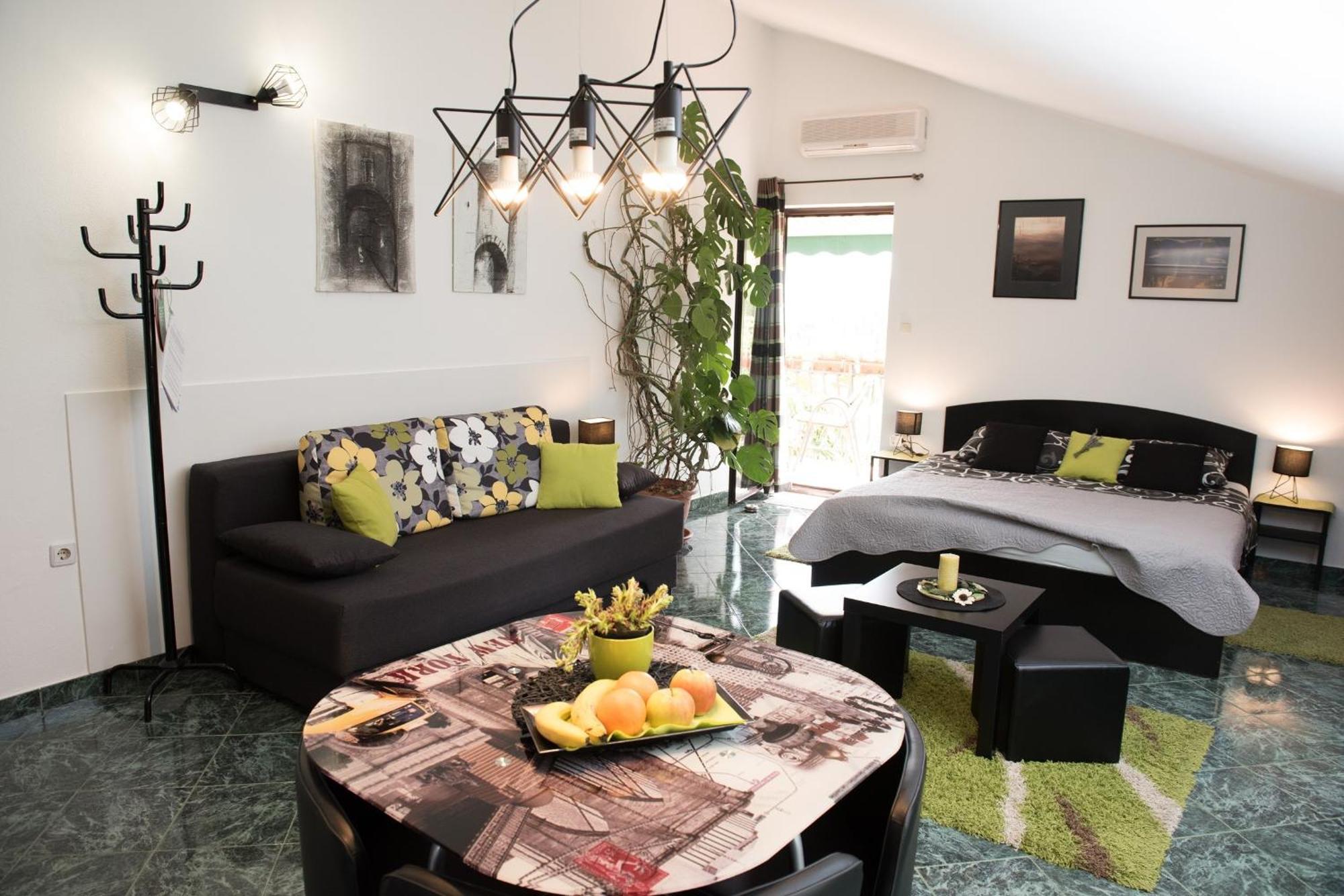 Apartments Villa Zara ロヴラン 部屋 写真