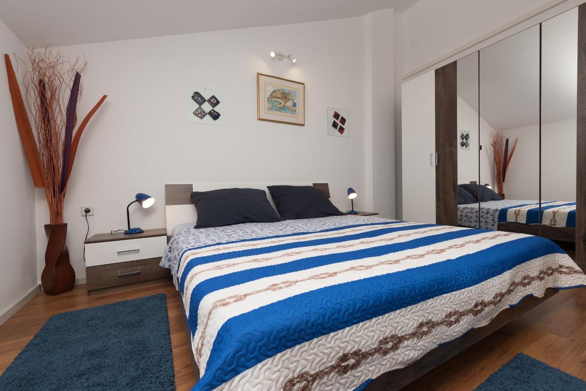 Apartments Villa Zara ロヴラン 部屋 写真